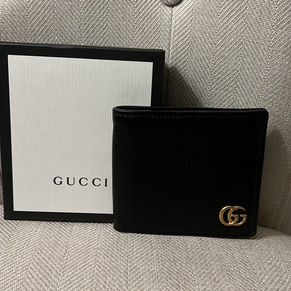 AUTHENTIC GUCCI MARMONT LEATHER BLACK WALLET - Picture 7 of 8